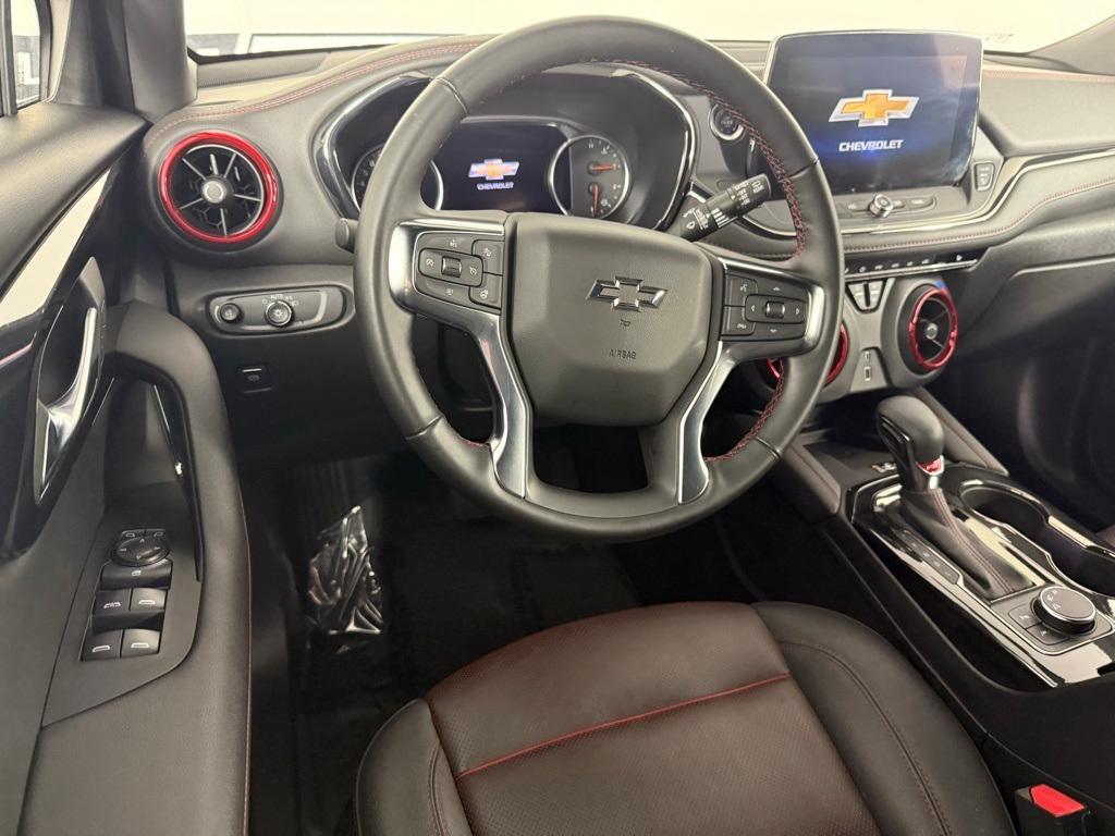 used 2025 Chevrolet Blazer car, priced at $35,999