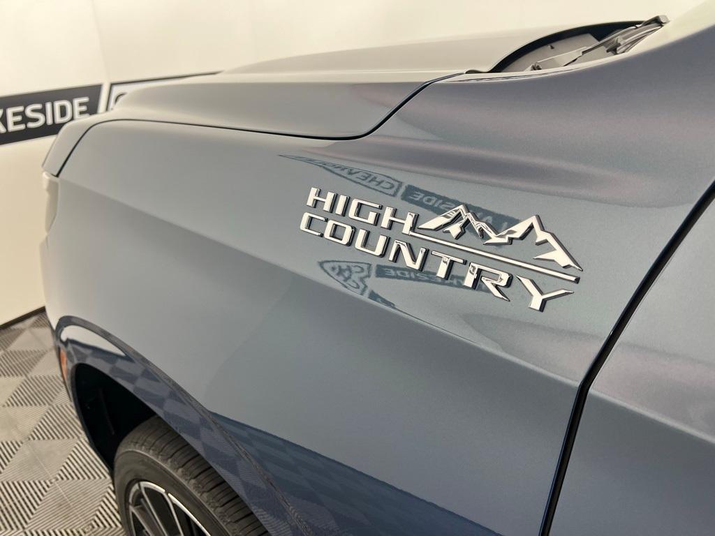 new 2025 Chevrolet Tahoe car, priced at $95,630