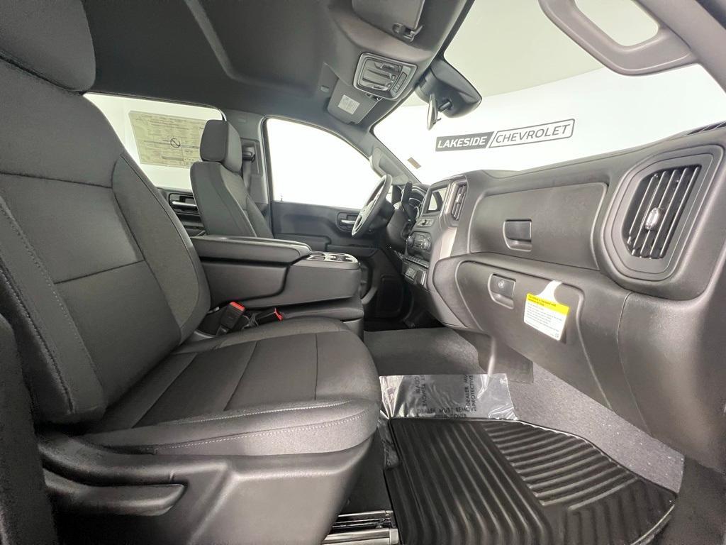 new 2025 Chevrolet Silverado 1500 car, priced at $48,570