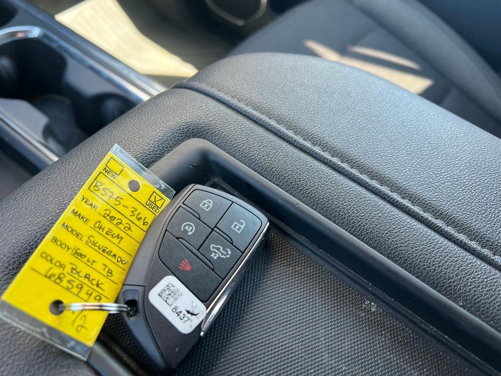 used 2022 Chevrolet Silverado 1500 car, priced at $42,995