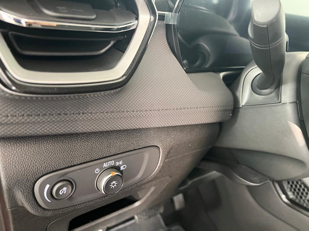 new 2026 Chevrolet TrailBlazer car, priced at $29,165