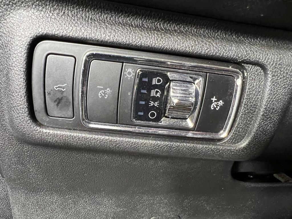 used 2023 Lincoln Corsair car, priced at $37,933