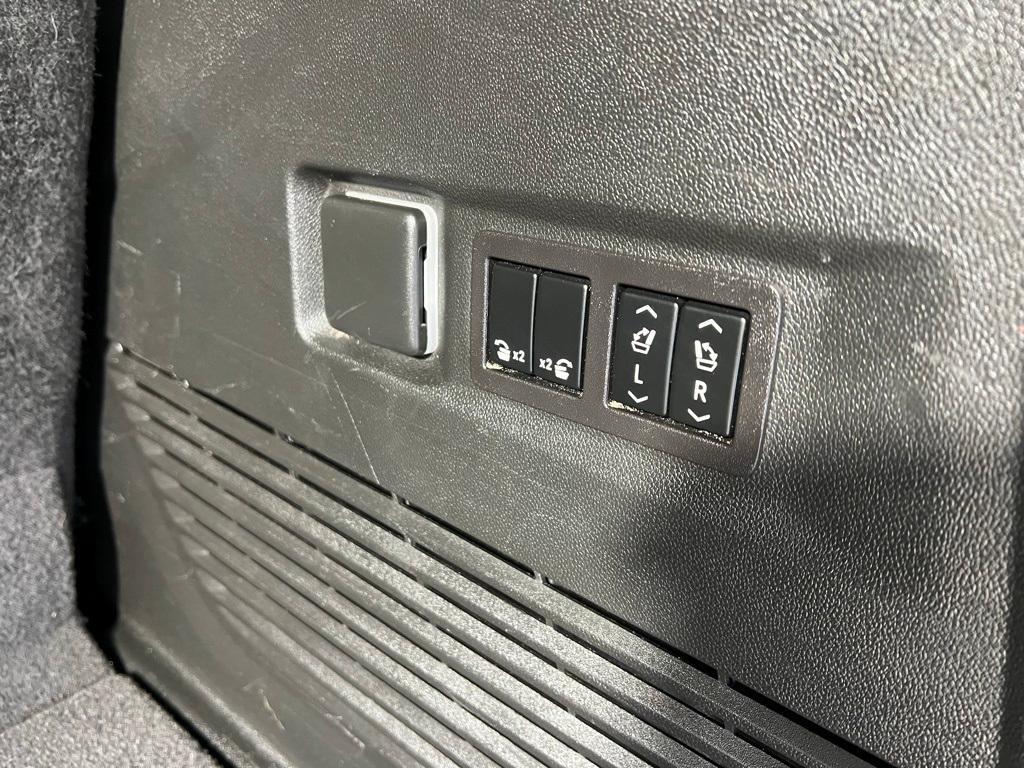 used 2023 Chevrolet Tahoe car, priced at $48,999