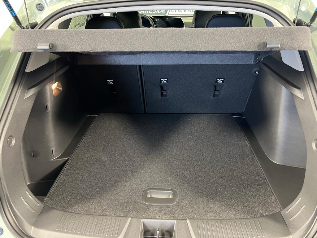 new 2025 Chevrolet Trax car, priced at $26,590