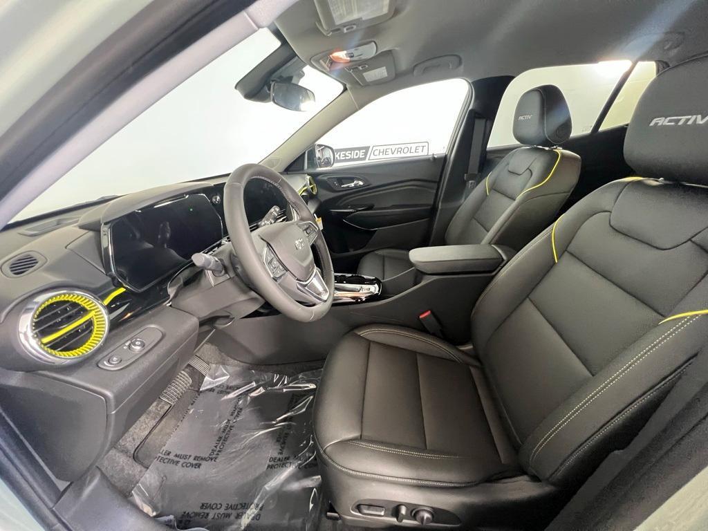 new 2025 Chevrolet Trax car, priced at $26,590
