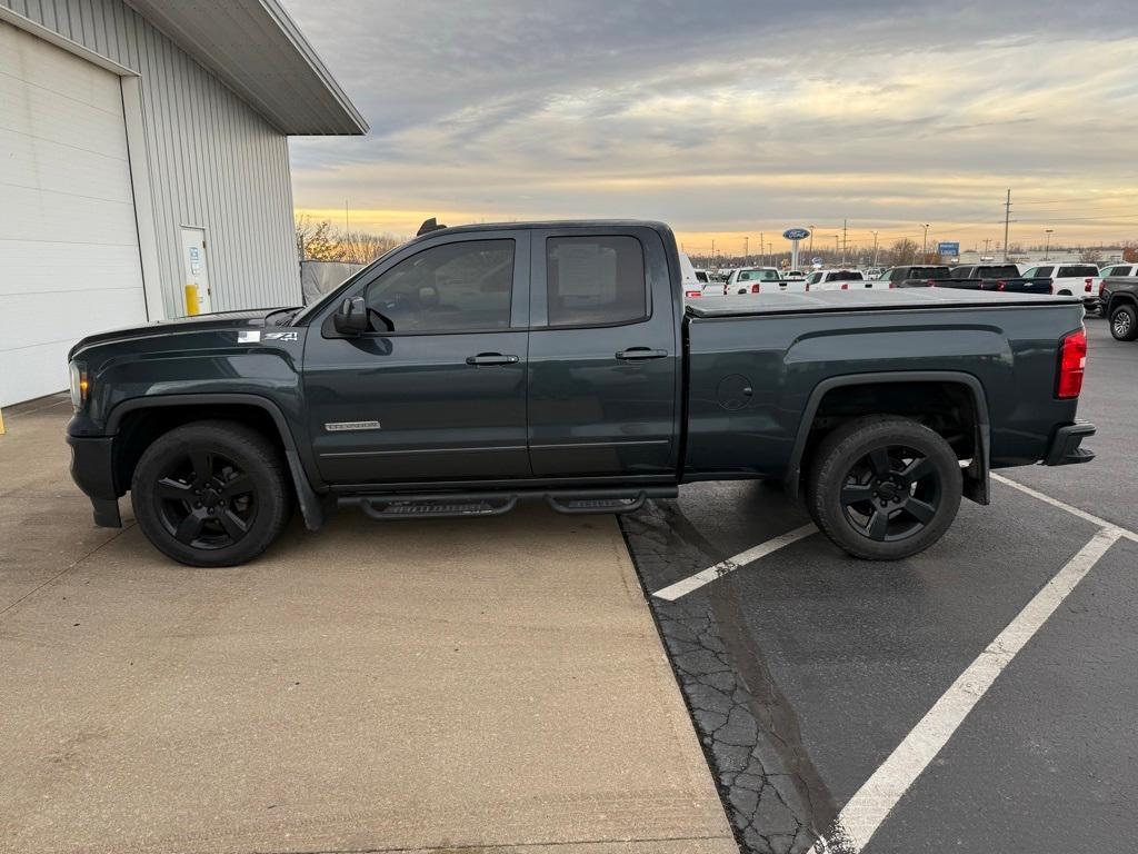 used 2018 GMC Sierra 1500 car, priced at $24,995
