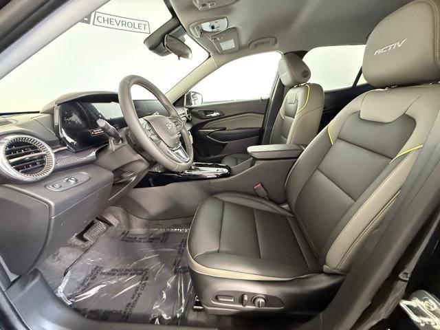 new 2025 Chevrolet Trax car, priced at $26,115