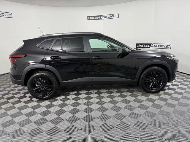 new 2025 Chevrolet Trax car, priced at $26,115