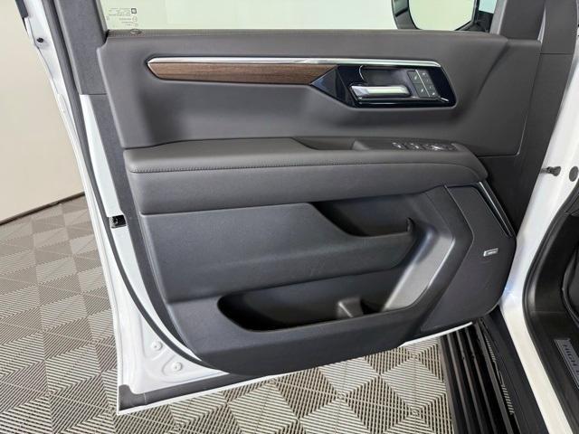 new 2025 Chevrolet Tahoe car, priced at $84,995