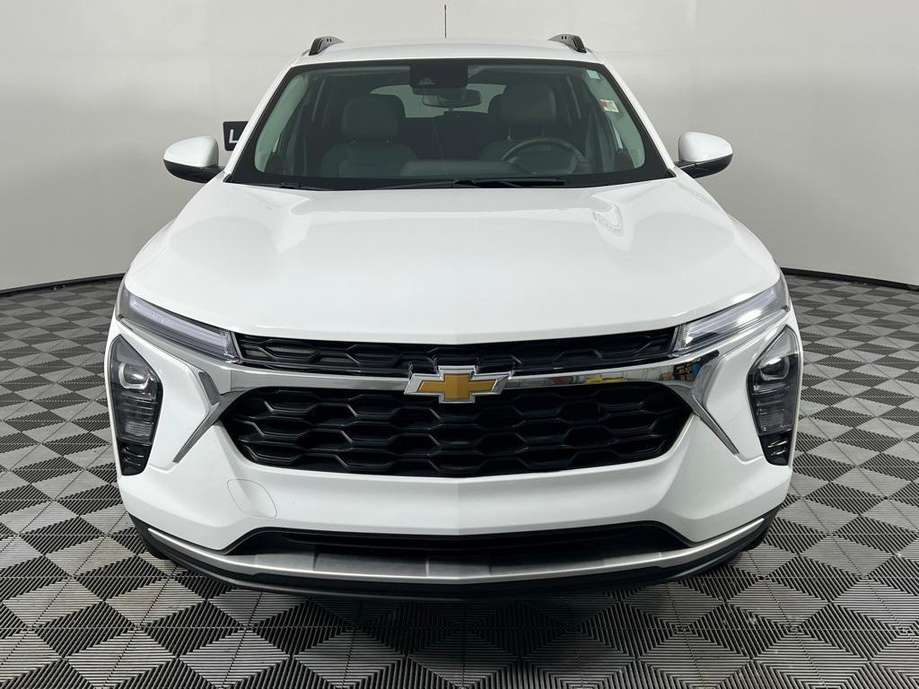 used 2024 Chevrolet Trax car, priced at $23,495