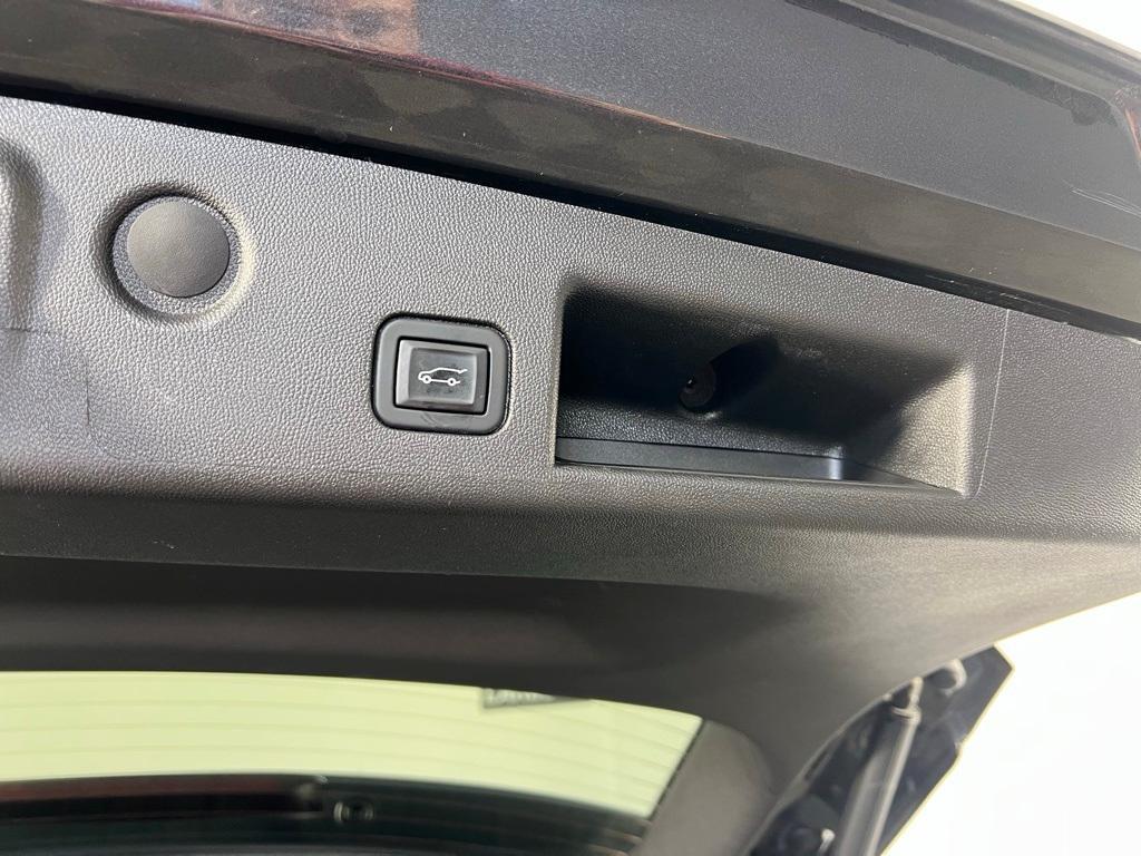 used 2022 Chevrolet Equinox car, priced at $22,745