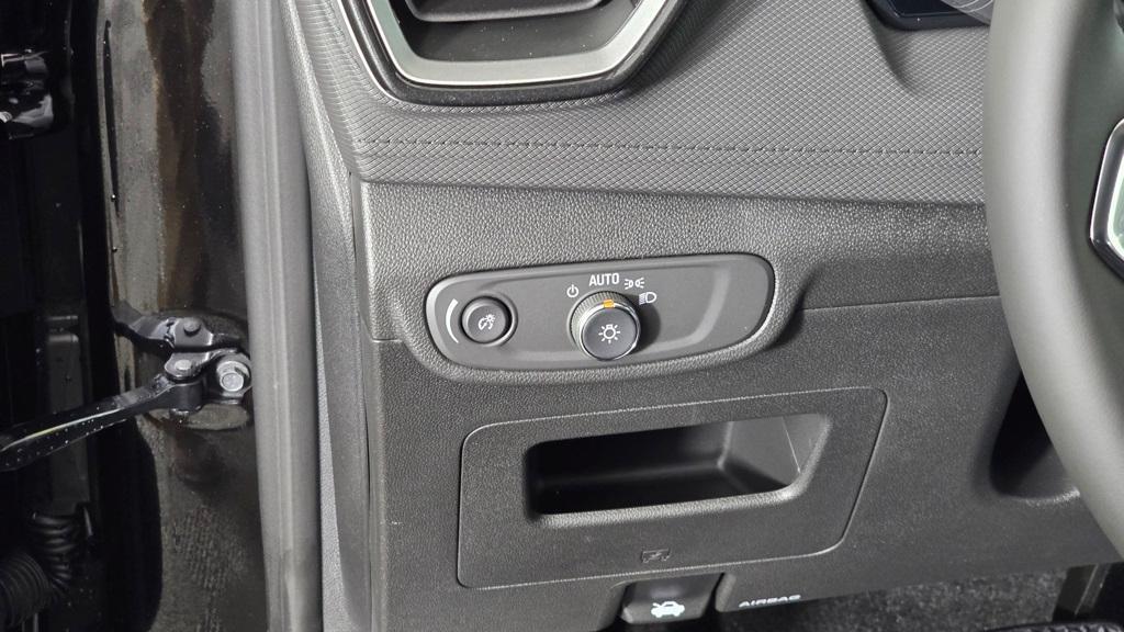 new 2026 Chevrolet TrailBlazer car, priced at $28,346