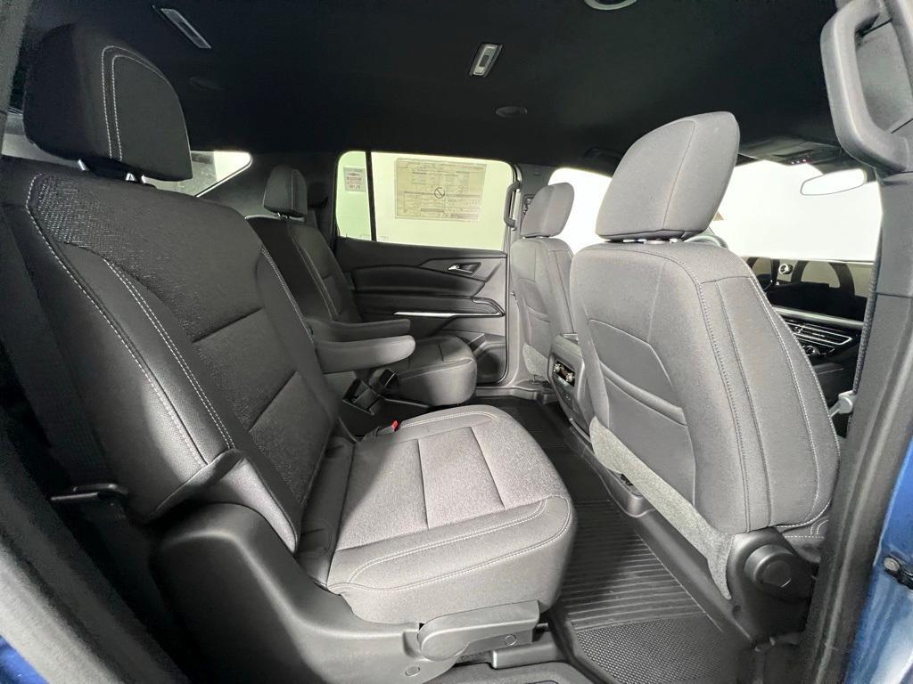new 2025 Chevrolet Traverse car, priced at $41,560