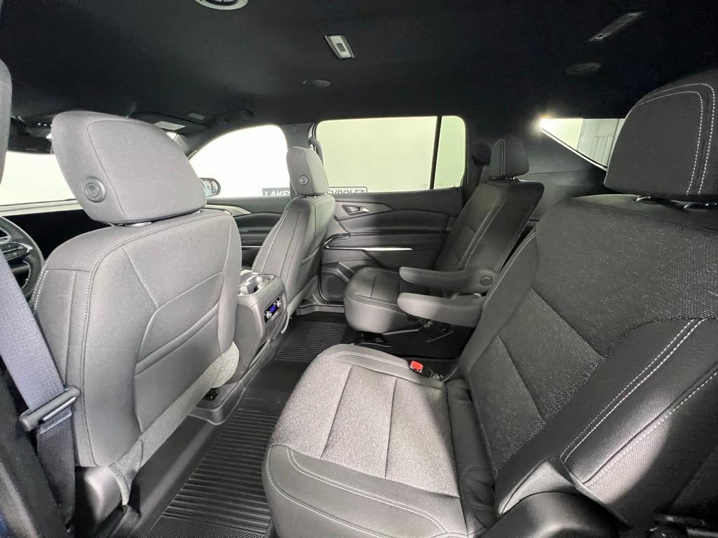 new 2025 Chevrolet Traverse car, priced at $41,560