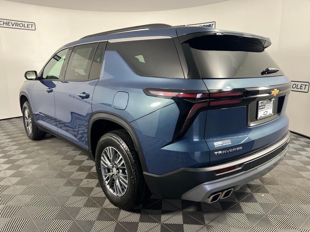 new 2025 Chevrolet Traverse car, priced at $41,560