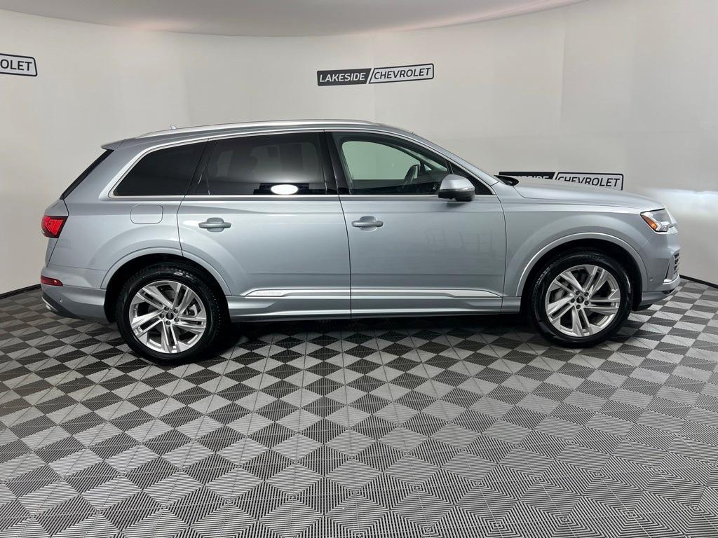 used 2024 Audi Q7 car, priced at $55,777