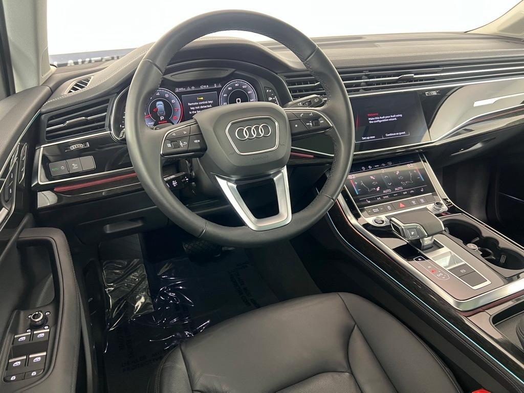 used 2024 Audi Q7 car, priced at $55,777