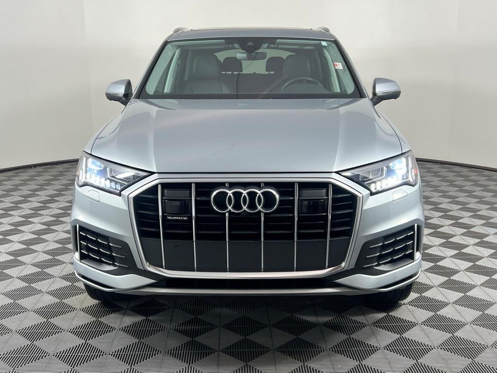 used 2024 Audi Q7 car, priced at $55,777