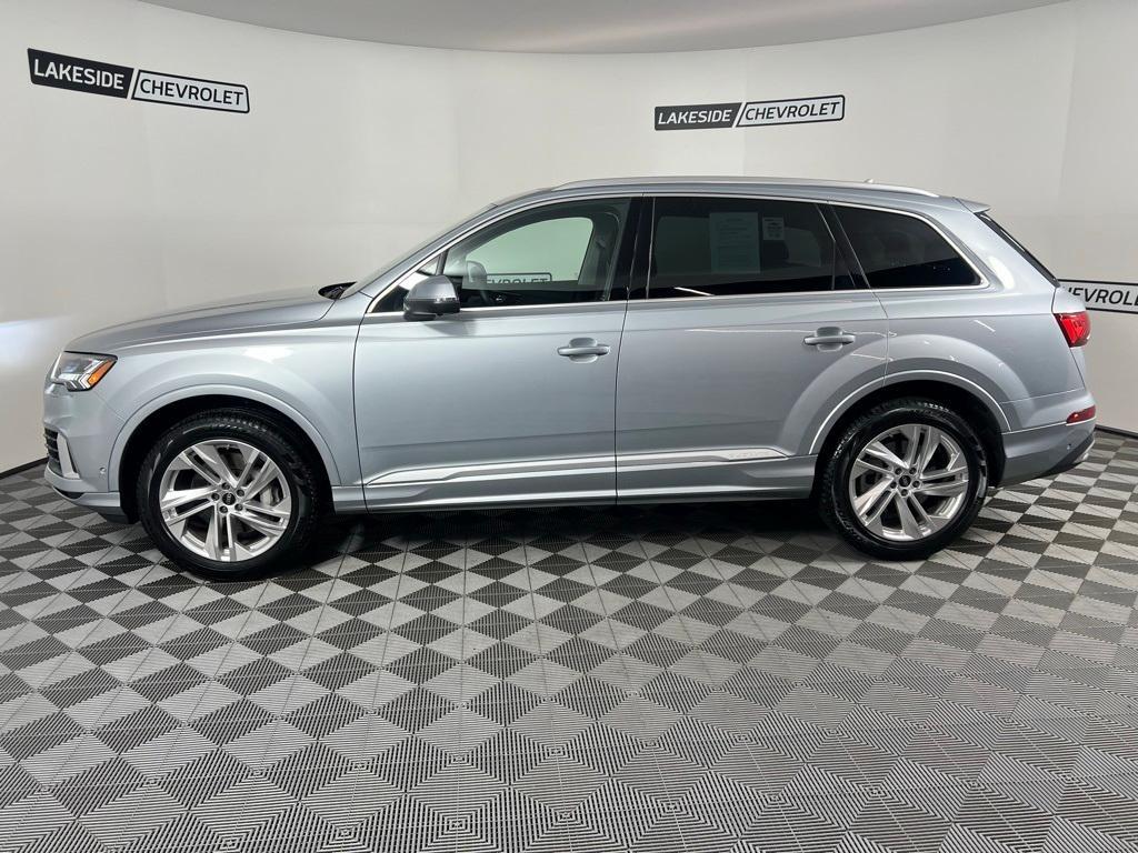 used 2024 Audi Q7 car, priced at $55,777