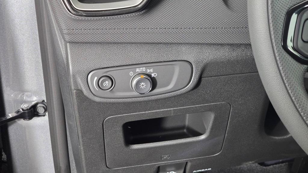 new 2026 Chevrolet TrailBlazer car, priced at $26,593