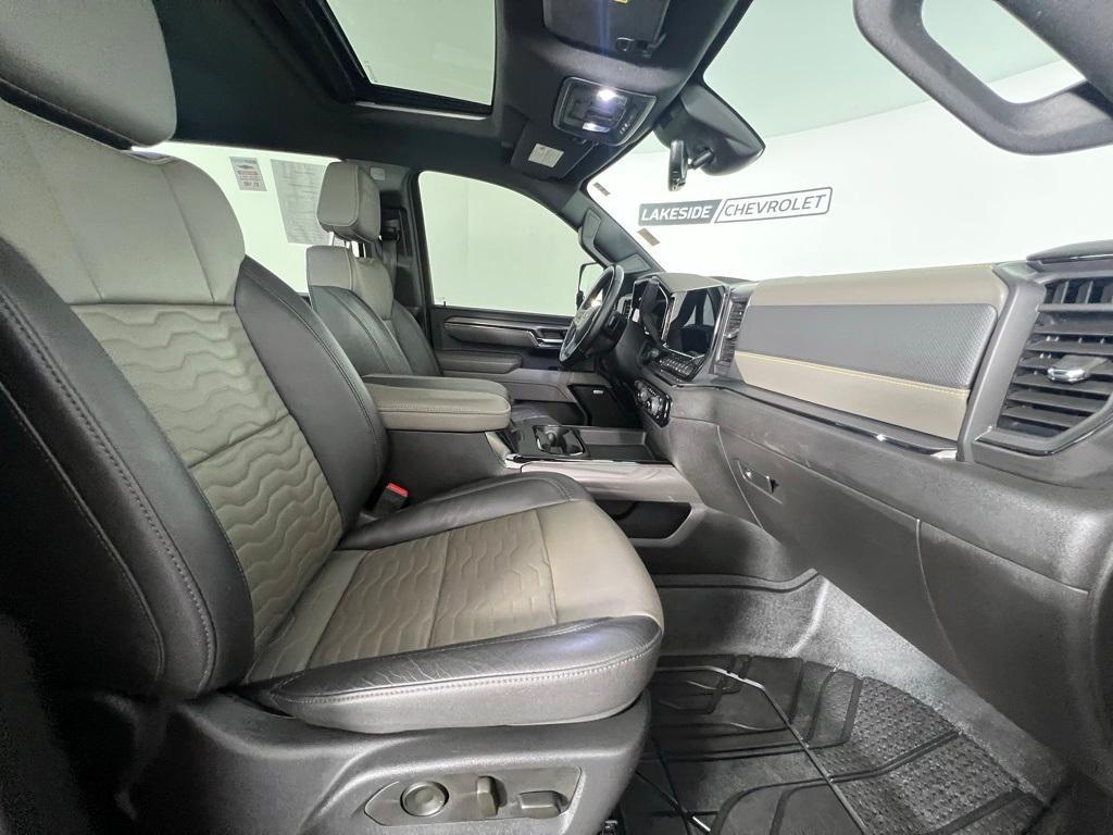 used 2024 Chevrolet Silverado 2500 car, priced at $69,995