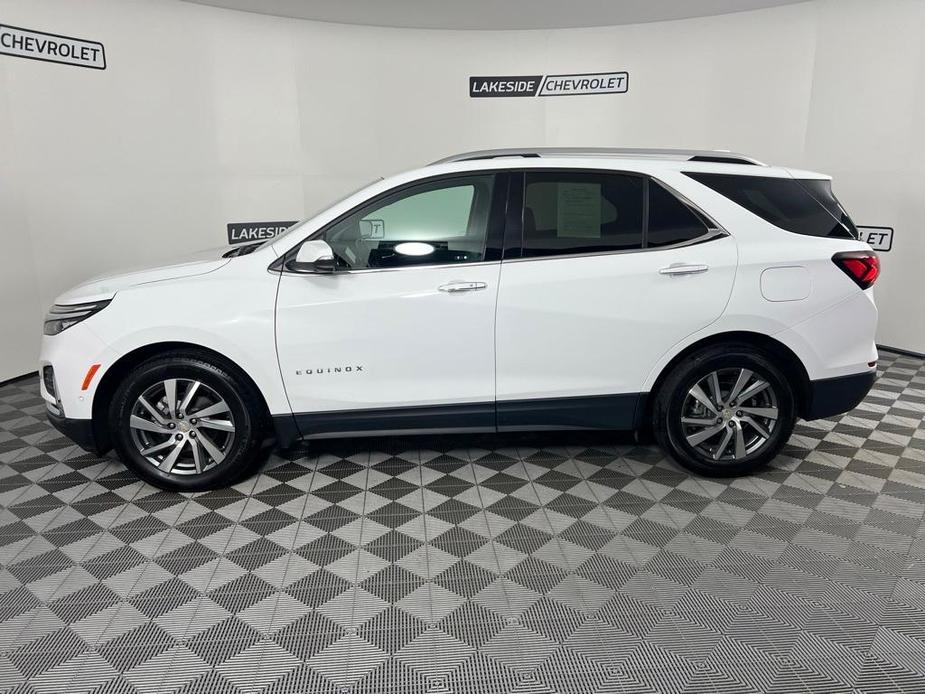 used 2022 Chevrolet Equinox car, priced at $25,655