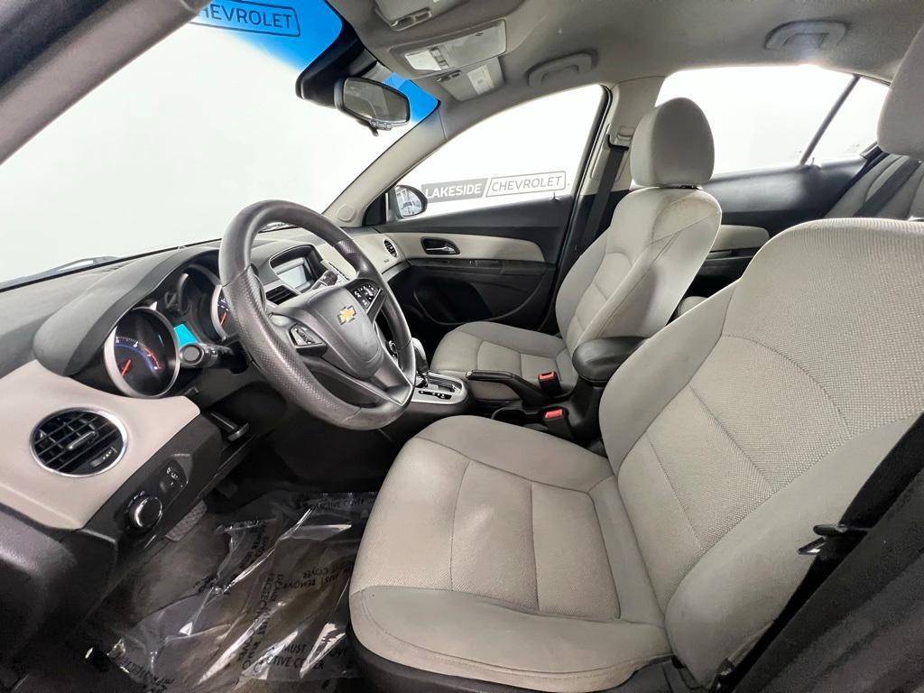 used 2016 Chevrolet Cruze Limited car, priced at $7,995