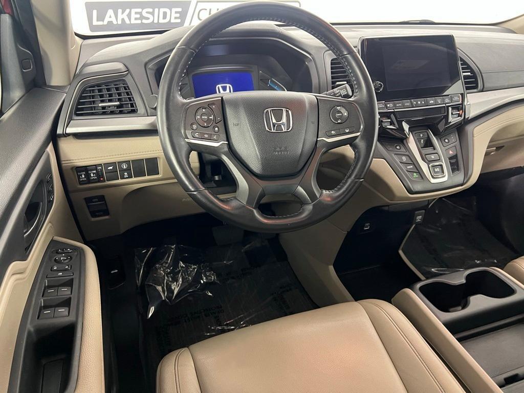 used 2023 Honda Odyssey car, priced at $33,345