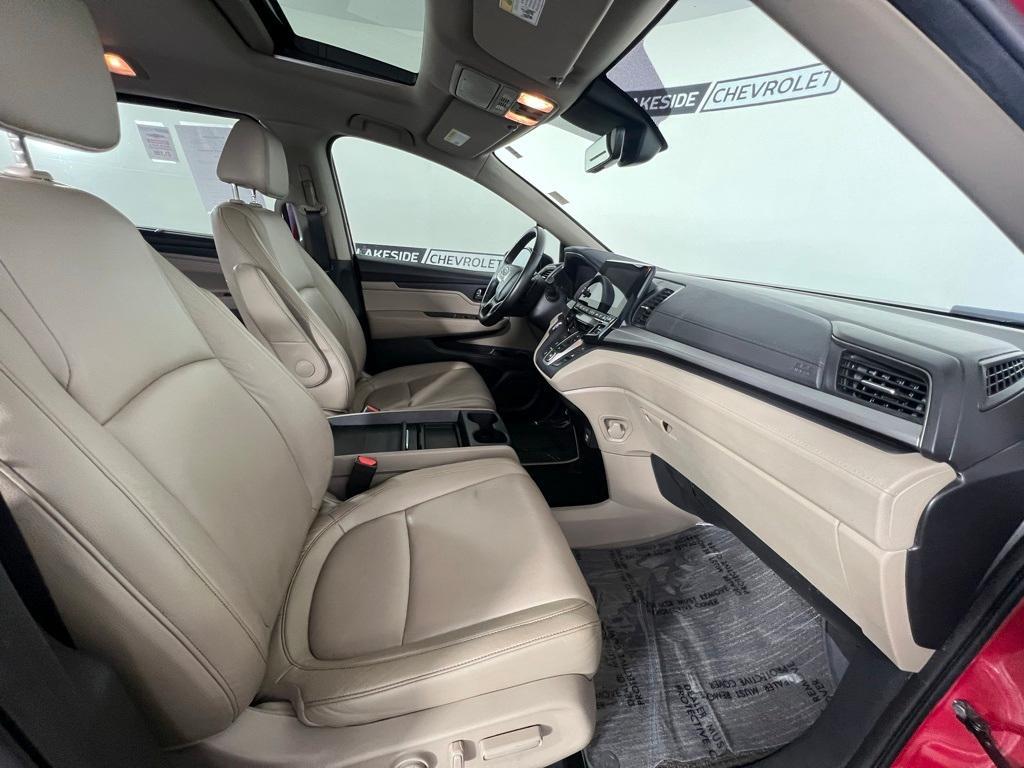 used 2023 Honda Odyssey car, priced at $33,345