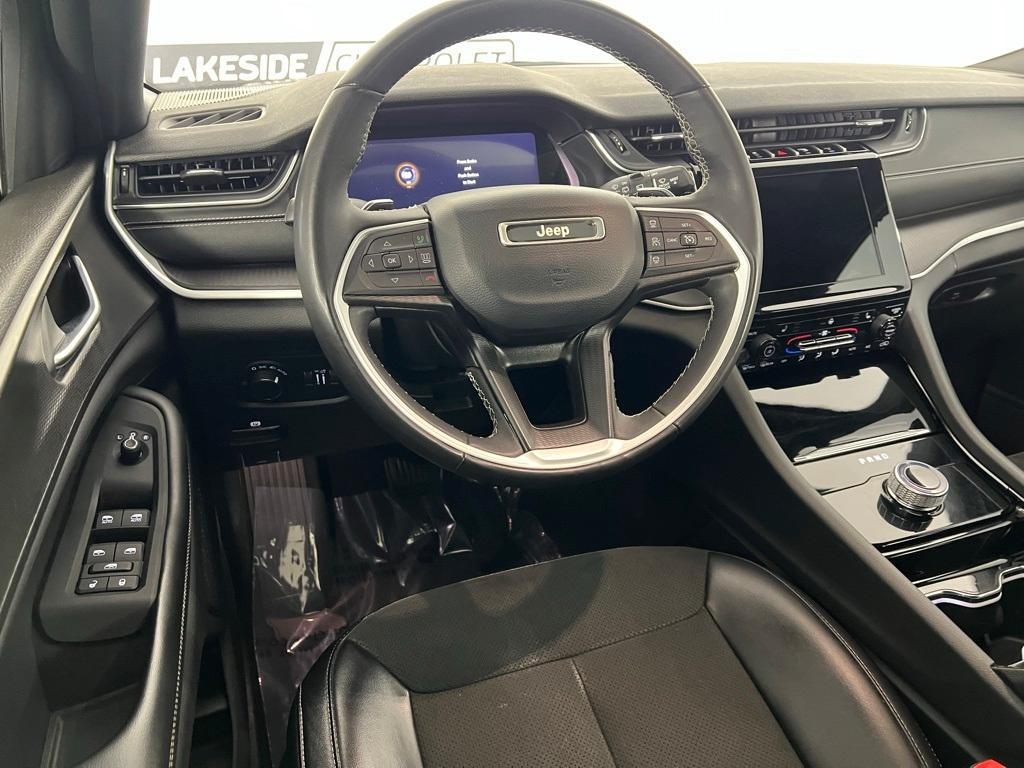 used 2023 Jeep Grand Cherokee car, priced at $34,645