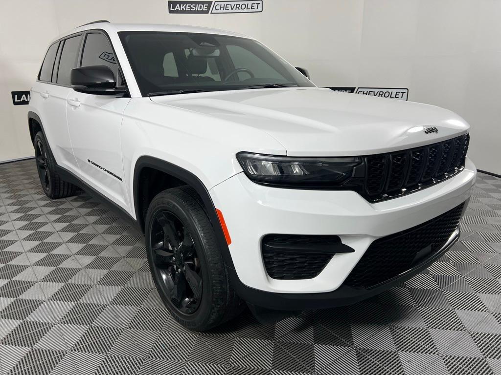 used 2023 Jeep Grand Cherokee car, priced at $34,645