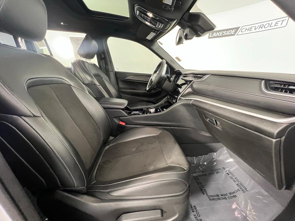 used 2023 Jeep Grand Cherokee car, priced at $34,645