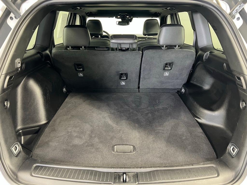 used 2023 Jeep Grand Cherokee car, priced at $34,645
