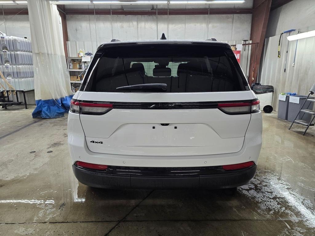 used 2023 Jeep Grand Cherokee car, priced at $36,495