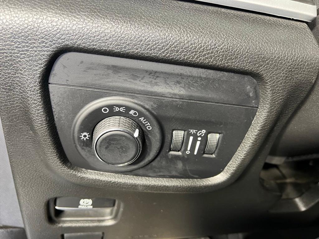 used 2023 Jeep Grand Cherokee car, priced at $34,645