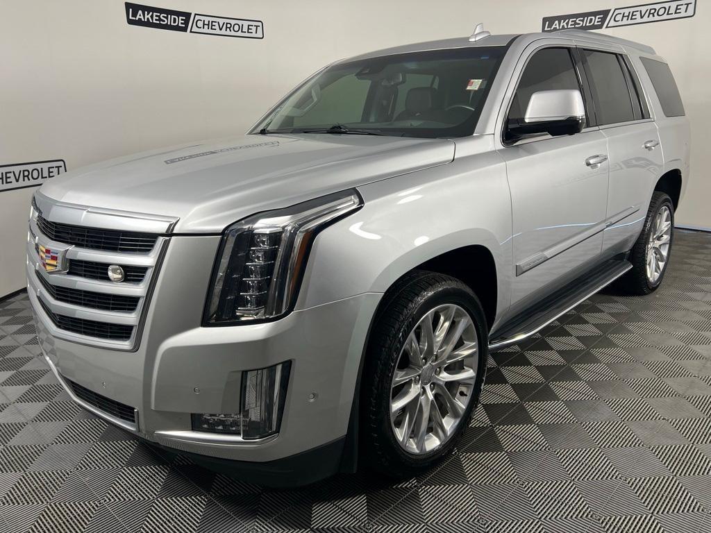 used 2020 Cadillac Escalade car, priced at $42,644