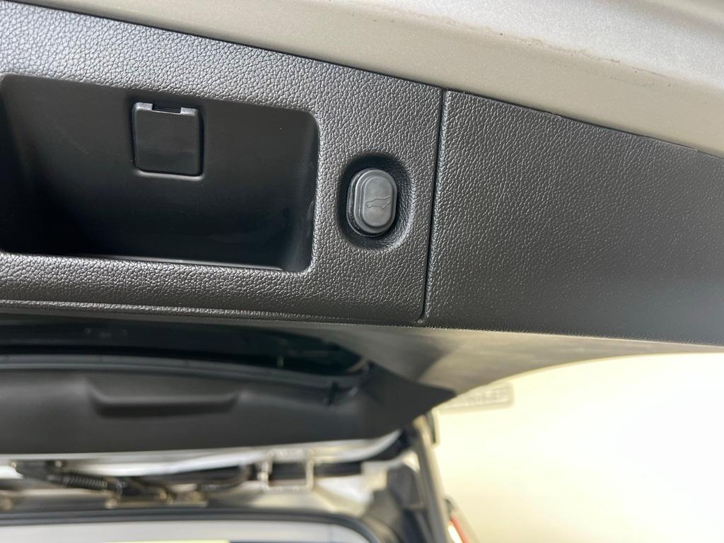 used 2020 Cadillac Escalade car, priced at $42,644