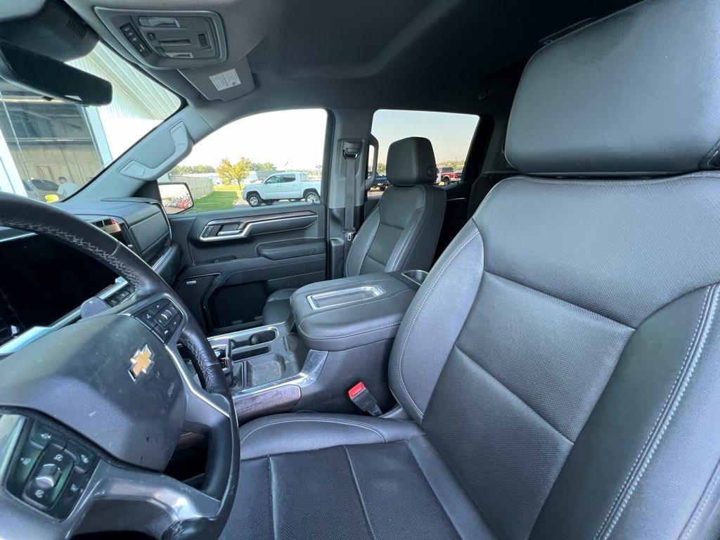 used 2022 Chevrolet Silverado 1500 car, priced at $41,645