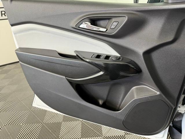 new 2025 Chevrolet Trax car, priced at $24,690