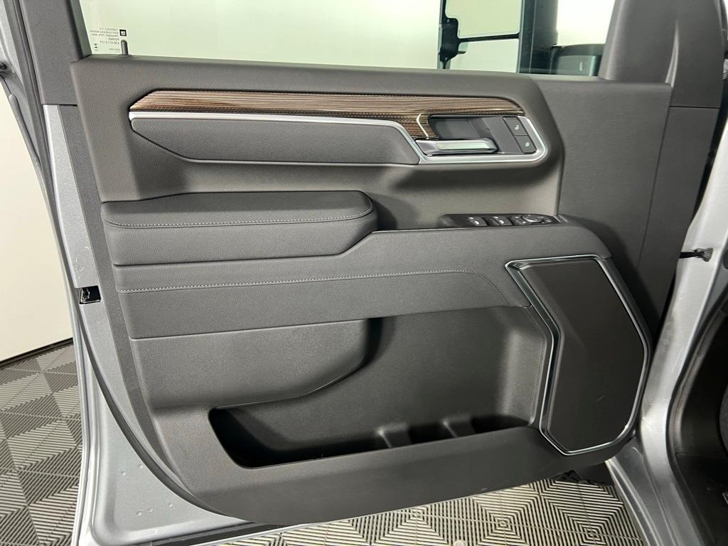 new 2025 Chevrolet Silverado 2500 car, priced at $64,535