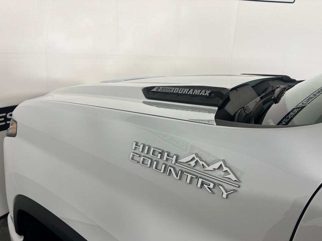 new 2025 Chevrolet Silverado 2500 car, priced at $84,465
