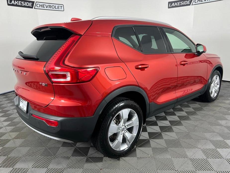 used 2021 Volvo XC40 car, priced at $26,662