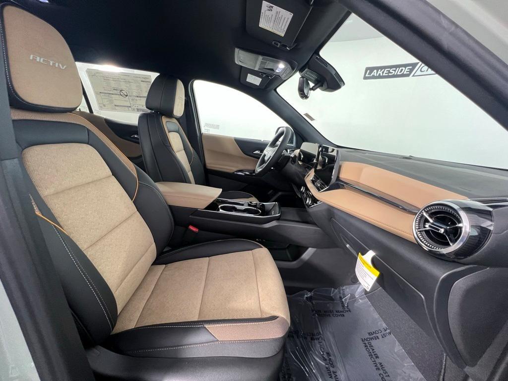 new 2026 Chevrolet Equinox car, priced at $38,290