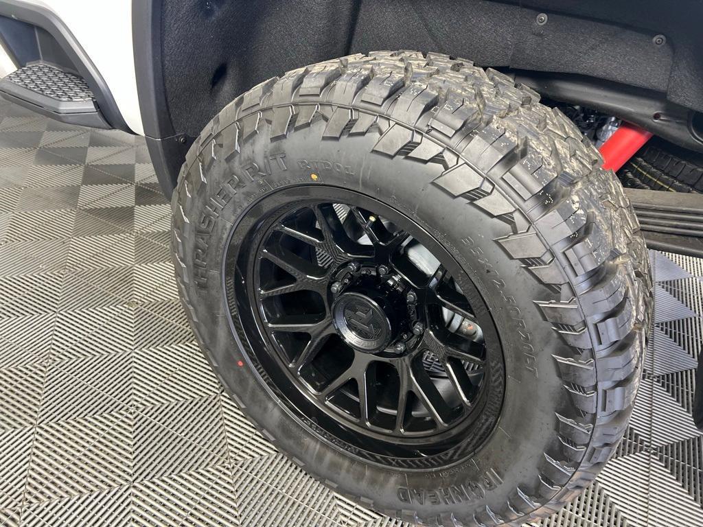 new 2025 Chevrolet Silverado 2500 car, priced at $64,995