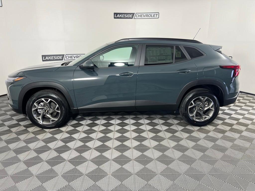 new 2025 Chevrolet Trax car, priced at $25,385