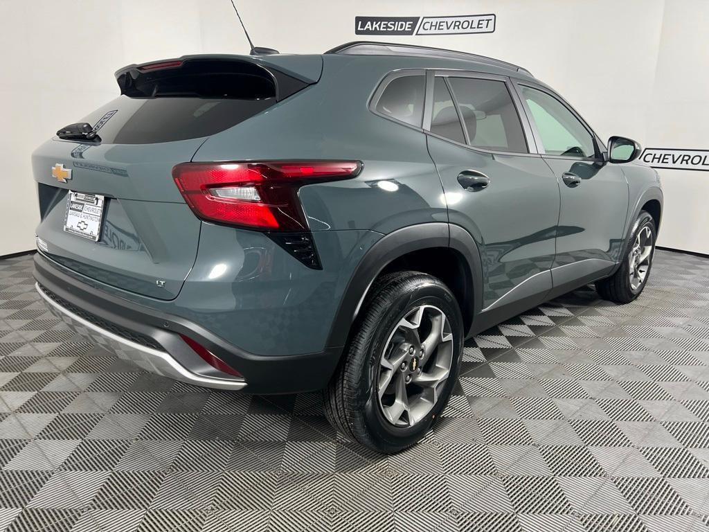 new 2025 Chevrolet Trax car, priced at $25,385