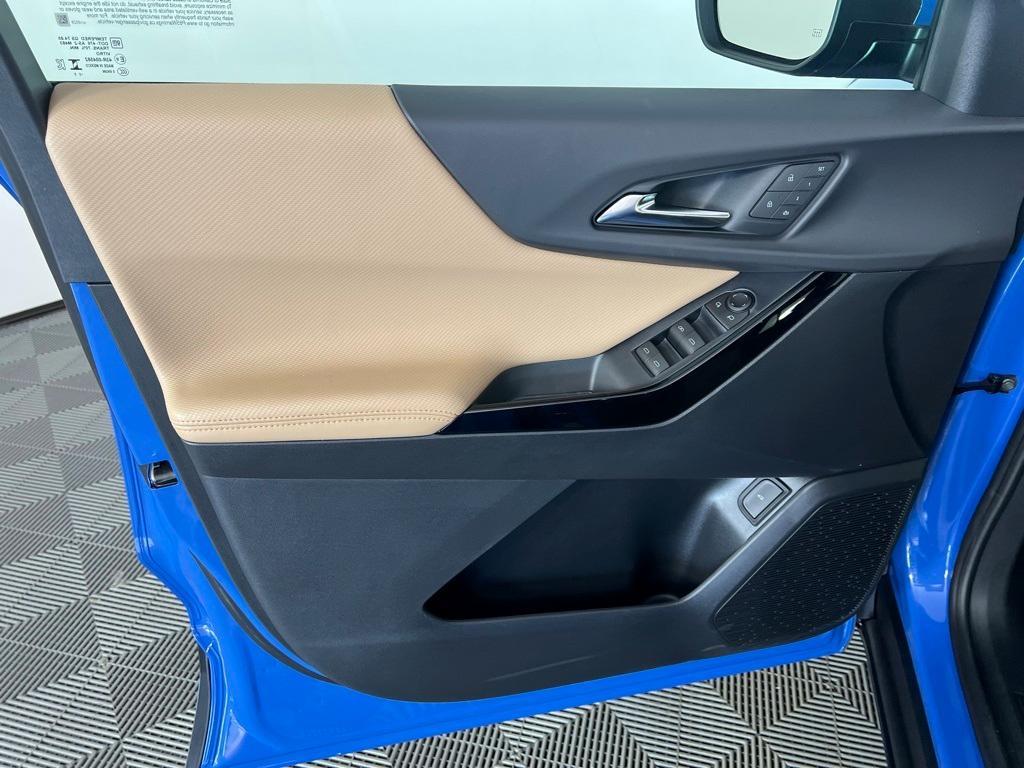 new 2026 Chevrolet Equinox car, priced at $38,290