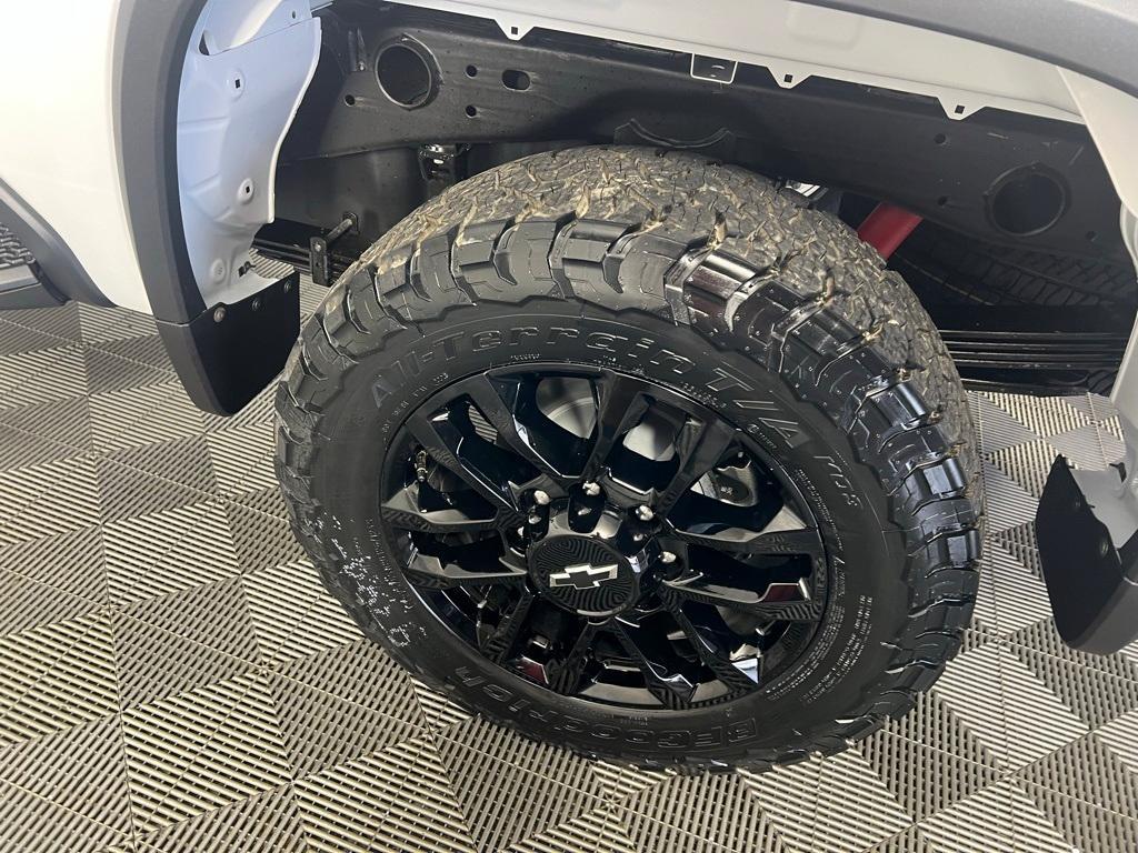 new 2025 Chevrolet Silverado 2500 car, priced at $75,455