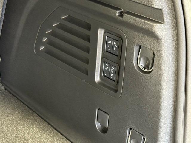 new 2026 Chevrolet Traverse car, priced at $61,790