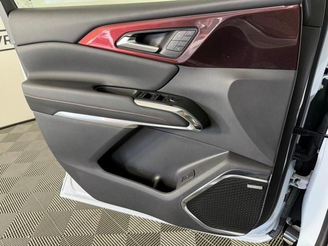 new 2026 Chevrolet Traverse car, priced at $61,790
